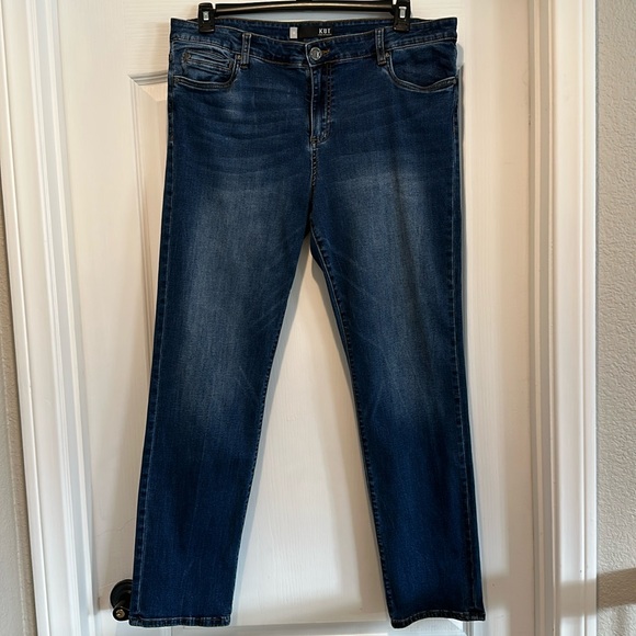 Kut from the Kloth dark wash jeans size 16 - Picture 4 of 9